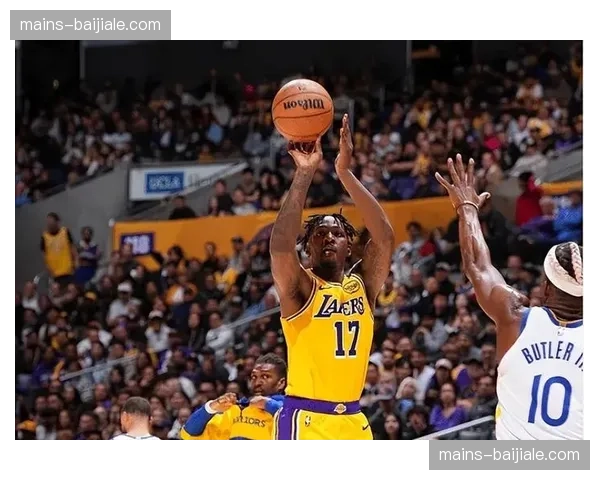 湖人进攻效率高居第三防守第八 詹眉组合带动体系升级