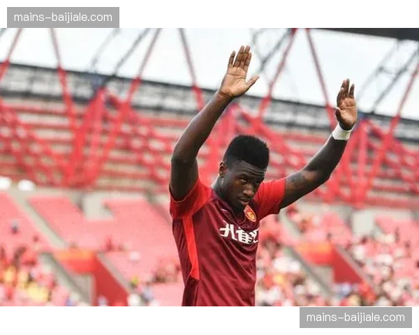 陈晋一连续两场入选最佳阵容，申花左路攻防两端表现出彩